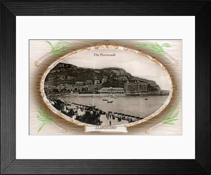 Framed Print : The Promenade, Llandudno, Clwyd - Conwy Framed Print : The Promenade, Llandudno, Clwyd - Conwy