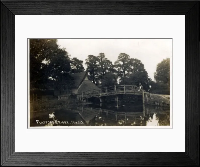 Framed Print : Flatford Bridge, Flatford, Suffolk Framed Print : Flatford Bridge, Flatford, Suffolk