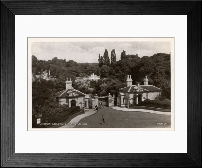 Framed Print : The Entrance, Jephson Gardens, Warwickshire Framed Print : The Entrance, Jephson Gardens, Warwickshire