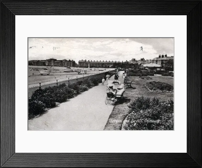Framed Print : Garden & Beach, Exmouth, Devon Framed Print : Garden & Beach, Exmouth, Devon