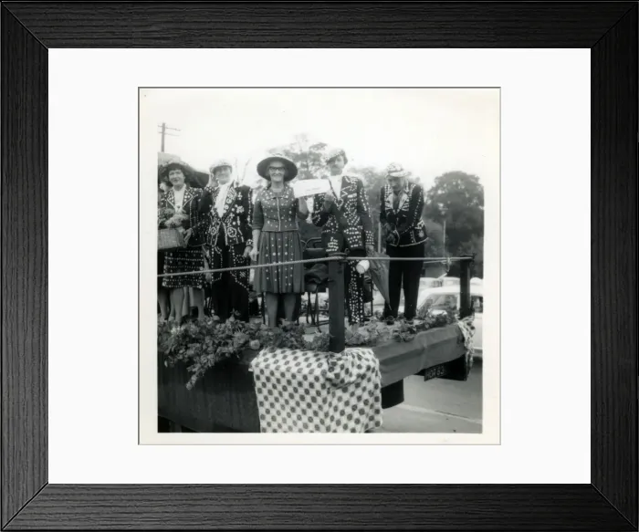 Framed Print : Pearly Kings & Queens in Pageant, Hythe, Hampshire Framed Print : Pearly Kings & Queens in Pageant, Hythe, Hampshire