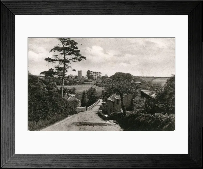 Framed Print : The Village, Lamerton, Devon Framed Print : The Village, Lamerton, Devon