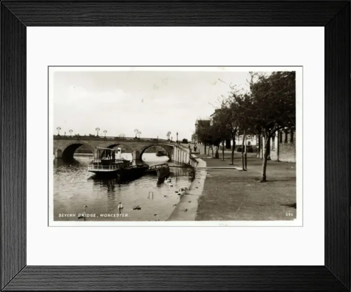 Framed Print : Severn Bridge, Worcester, Worcestershire Framed Print : Severn Bridge, Worcester, Worcestershire