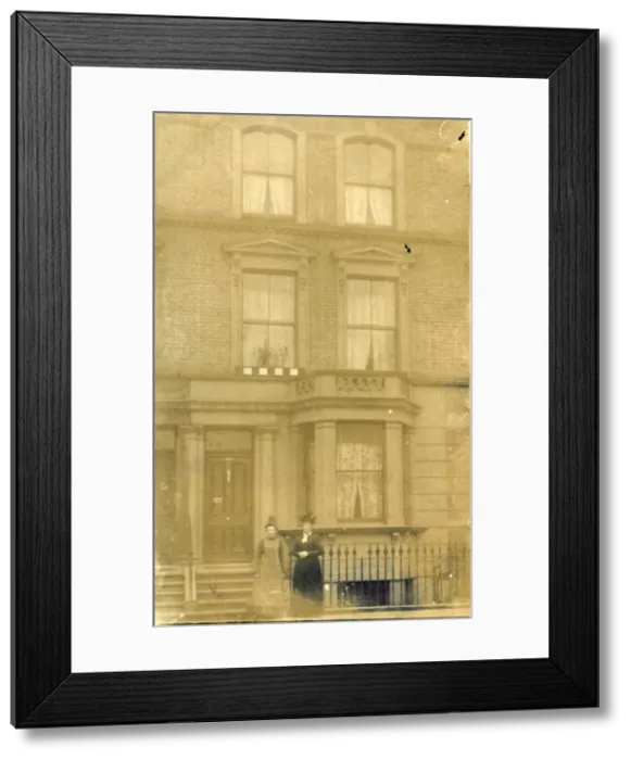 Framed Print : Terraced House - Ifield Road, Kensington, London Framed Print : Terraced House - Ifield Road, Kensington, London