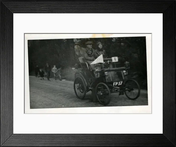 Framed Print : Thought to be a 1900 Benz Vintage Car Framed Print : Thought to be a 1900 Benz Vintage Car