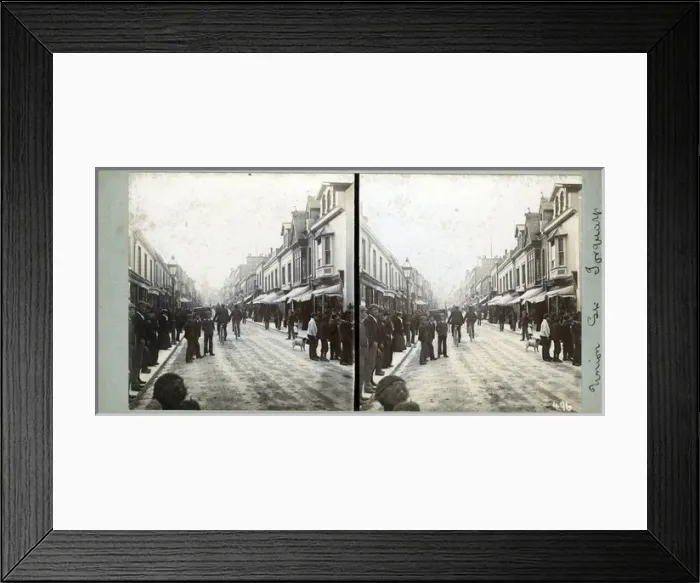 Framed Print : Union Street, Torquay, Devon Framed Print : Union Street, Torquay, Devon