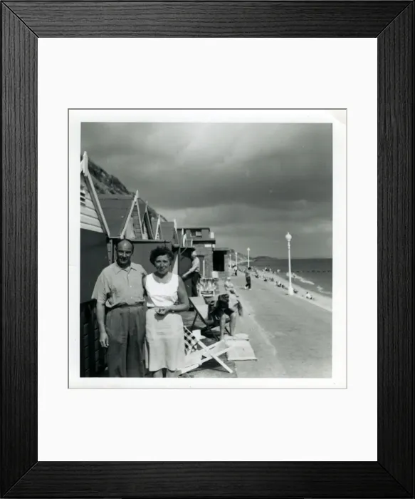 Framed Print : Holidaymakers, Boscombe, Dorset Framed Print : Holidaymakers, Boscombe, Dorset