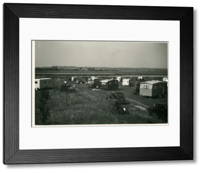 Framed Print : Daviss Caravan Camp, Hullbridge, Essex Framed Print : Daviss Caravan Camp, Hullbridge, Essex