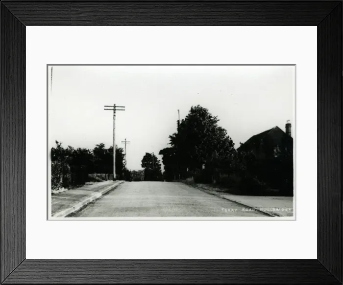 Framed Print : Ferry Road, Hullbridge, Essex Framed Print : Ferry Road, Hullbridge, Essex