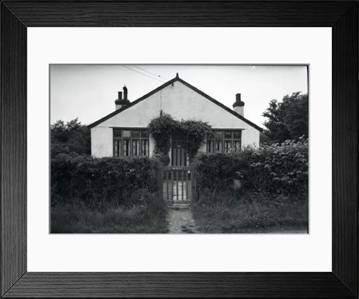 Framed Print : Cottage, Hullbridge, Essex Framed Print : Cottage, Hullbridge, Essex