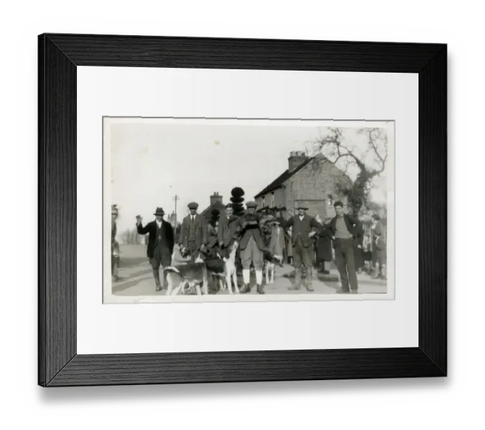 Framed Print : Foxhunting Framed Print : Foxhunting