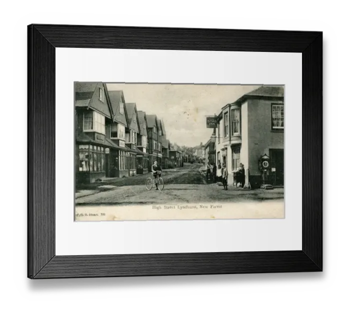 Framed Print : High Street, Lyndhurst, Hampshire Framed Print : High Street, Lyndhurst, Hampshire