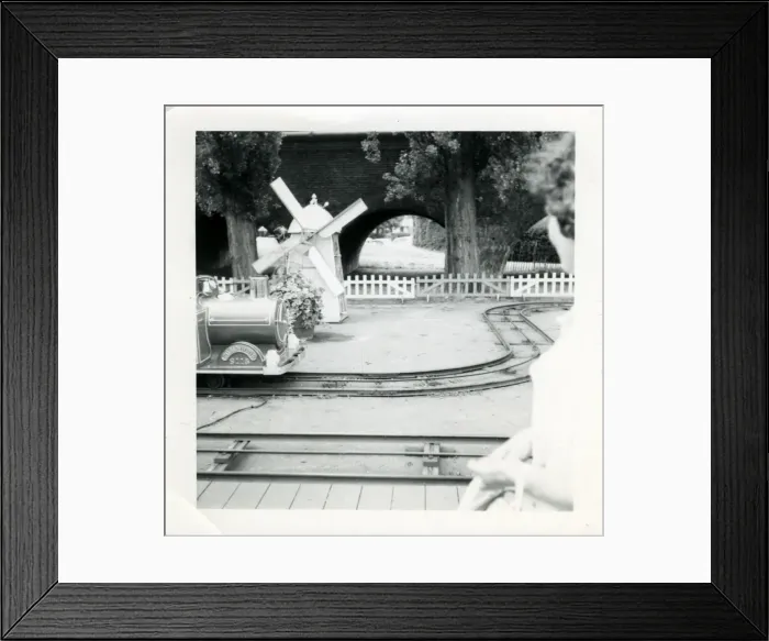 Framed Print : Miniature Railway, Southampton, Hampshire Framed Print : Miniature Railway, Southampton, Hampshire