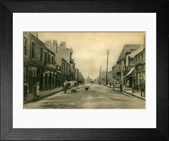 Framed Print : Low Moor Road, East Kirkby, Nottinghamshire Framed Print : Low Moor Road, East Kirkby, Nottinghamshire