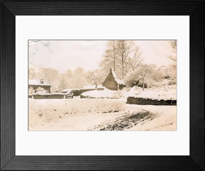 Framed Print : Village in Snow, Blockley, Gloucestershire Framed Print : Village in Snow, Blockley, Gloucestershire