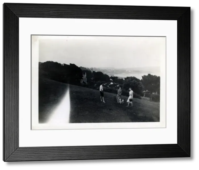 Framed Print : Overlooking the Estuary, St Mawes, Cornwall Framed Print : Overlooking the Estuary, St Mawes, Cornwall