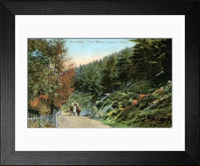 Framed Print : Jubilee Drive, Malvern, Worcestershire Framed Print : Jubilee Drive, Malvern, Worcestershire