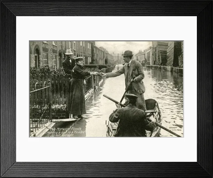 Framed Print : Flood Relief, Norwich, Norfolk Framed Print : Flood Relief, Norwich, Norfolk