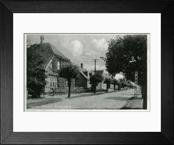 Framed Print : Sondre Boulevard, Maribo, Lolland Framed Print : Sondre Boulevard, Maribo, Lolland
