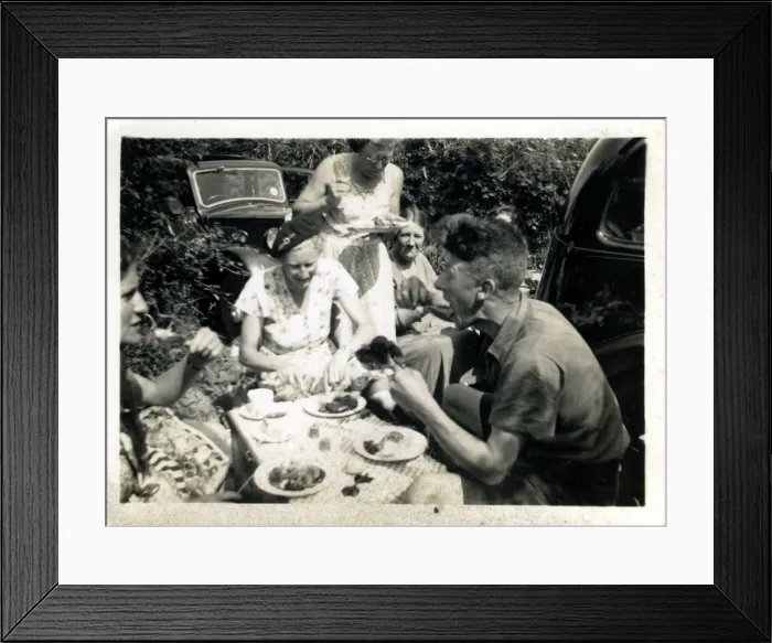 Framed Print : Morris Eight Vintage Car on Picnic Framed Print : Morris Eight Vintage Car on Picnic