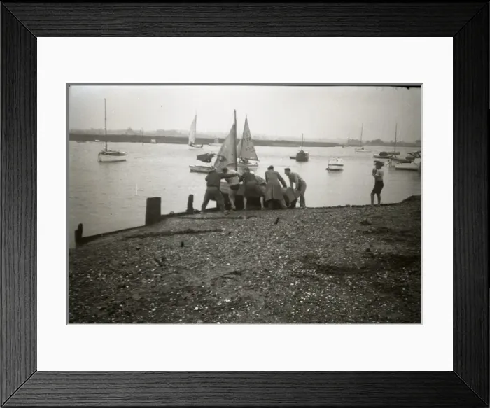 Framed Print : The Waterside, Hullbridge, Essex Framed Print : The Waterside, Hullbridge, Essex