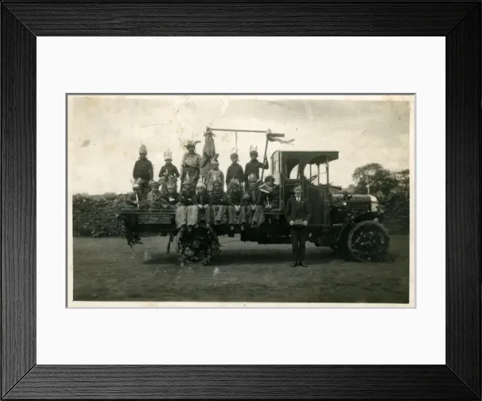 Framed Print : Vintage Leyland G Type Lorry Framed Print : Vintage Leyland G Type Lorry