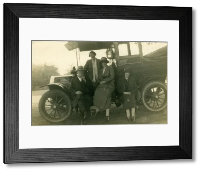 Framed Print : Vintage Car (possibly a Model T Ford Landaulet) Framed Print : Vintage Car (possibly a Model T Ford Landaulet)