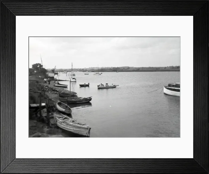 Framed Print : The River Crouch, Kent Framed Print : The River Crouch, Kent
