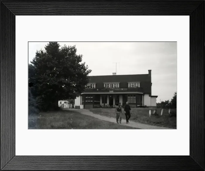 Framed Print : The Anchor Inn, Hullbridge, Essex Framed Print : The Anchor Inn, Hullbridge, Essex