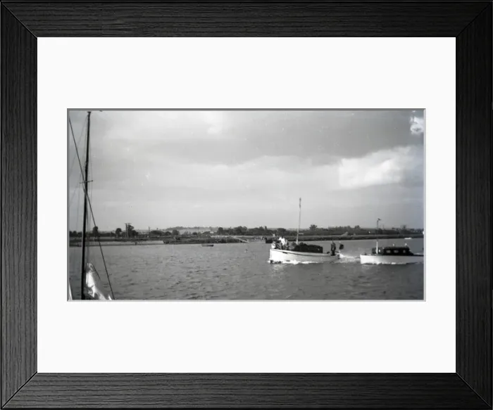 Framed Print : The River Crouch, Kent Framed Print : The River Crouch, Kent