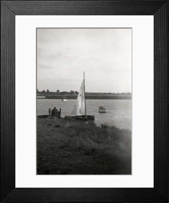 Framed Print : The River Crouch, Kent Framed Print : The River Crouch, Kent