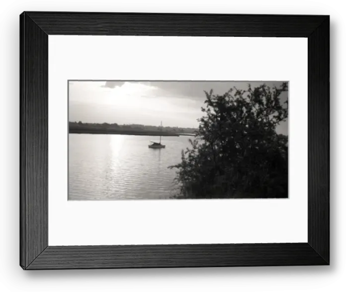 Framed Print : The River Crouch, Kent Framed Print : The River Crouch, Kent
