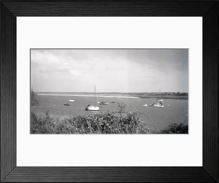Framed Print : The River Crouch, Kent Framed Print : The River Crouch, Kent
