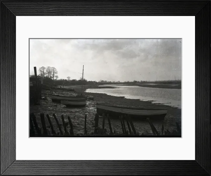 Framed Print : Fenn Creek, Hullbridge, Kent Framed Print : Fenn Creek, Hullbridge, Kent