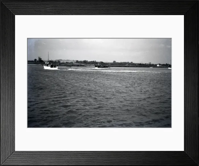 Framed Print : The River Crouch, Kent Framed Print : The River Crouch, Kent