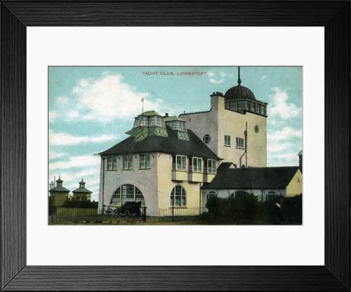 Framed Print : Yacht Club, Lowestoft, Suffolk