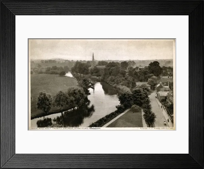 Framed Print : Scenic View, Stratford-upon-Avon, Warwickshire Framed Print : Scenic View, Stratford-upon-Avon, Warwickshire