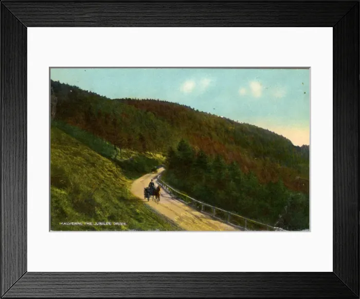 Framed Print : The Jubilee Drive, Upper Colwall, Worcestershire Framed Print : The Jubilee Drive, Upper Colwall, Worcestershire