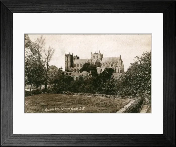 Framed Print : The Cathedral, Ripon, Yorkshire Framed Print : The Cathedral, Ripon, Yorkshire
