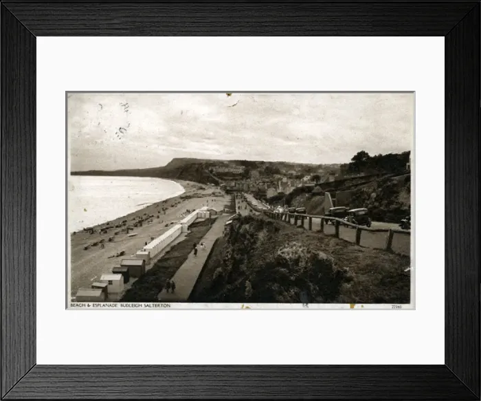 Framed Print : The Beach & Esplanade, Budleigh Salterton, Devon Framed Print : The Beach & Esplanade, Budleigh Salterton, Devon