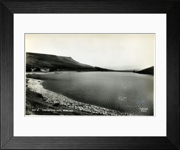Framed Print : Ladybower Dam, Bamford, Derbyshire Framed Print : Ladybower Dam, Bamford, Derbyshire
