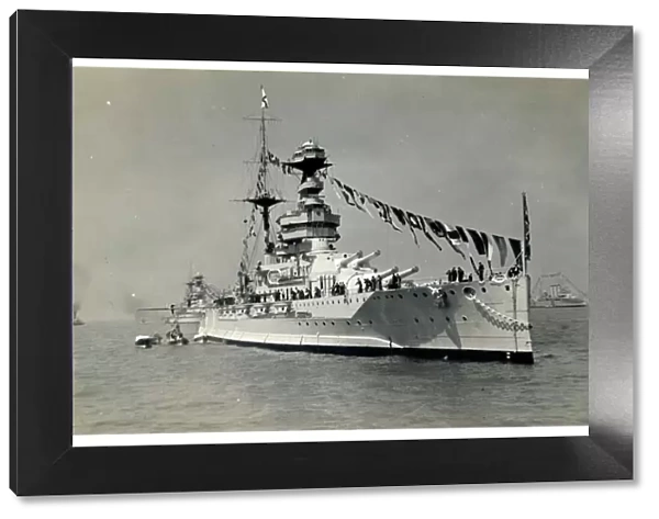 Dreadnought Battleship HMS Queen Elizabeth