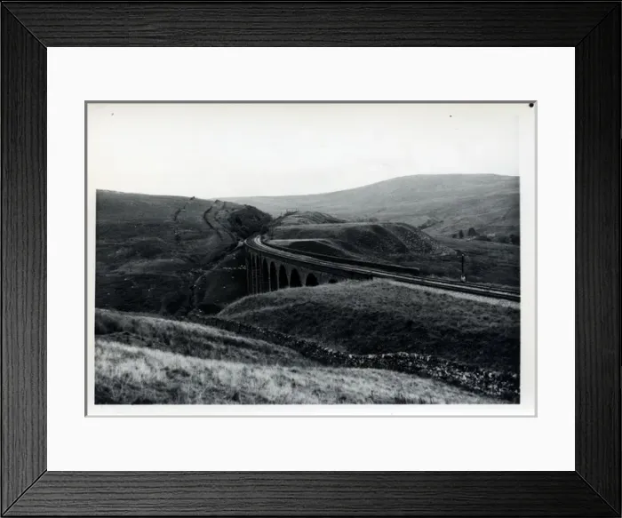 Framed Print : Settle to Carlisle Railway Viaduct, Dent Head, Cumbria Framed Print : Settle to Carlisle Railway Viaduct, Dent Head, Cumbria
