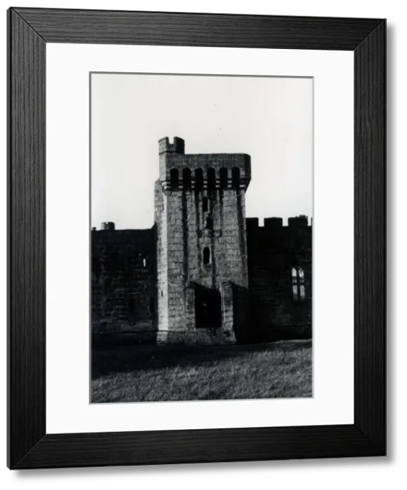 Framed Print : Bodiam Castle, Bodiam, Sussex Framed Print : Bodiam Castle, Bodiam, Sussex