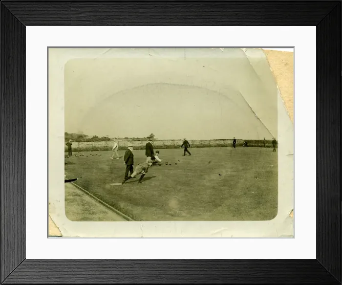 Framed Print : Argyll Bowling Club, Bournemouth, Dorset Framed Print : Argyll Bowling Club, Bournemouth, Dorset