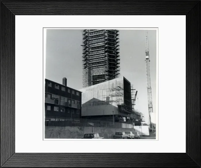 Framed Print : Seacombe Promenade, Seacombe, Cheshire Framed Print : Seacombe Promenade, Seacombe, Cheshire