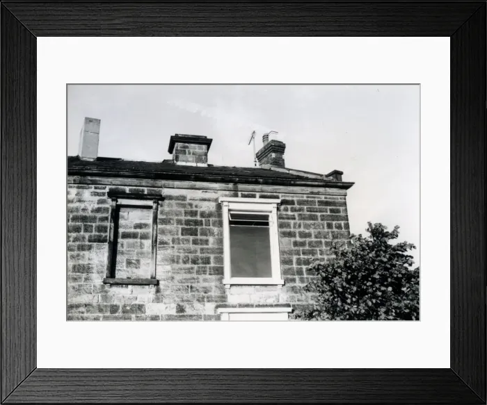 Framed Print : Grand Junction Inn, High Holborn, Worcestershire Framed Print : Grand Junction Inn, High Holborn, Worcestershire