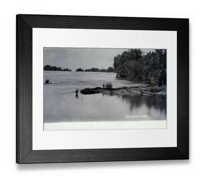 Framed Print : Zambia - Zimbabwe - Victoria Falls, The Zambezi River Framed Print : Zambia - Zimbabwe - Victoria Falls, The Zambezi River