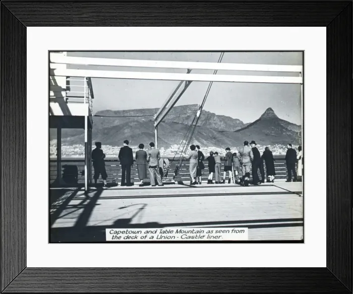 Framed Print : South Africa - The City & Table Mountain, Cape Town Framed Print : South Africa - The City & Table Mountain, Cape Town