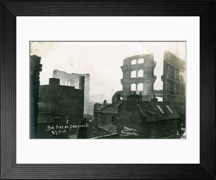 Framed Print : Fire at Derhams Shoe Factory, Bristol, England Framed Print : Fire at Derhams Shoe Factory, Bristol, England